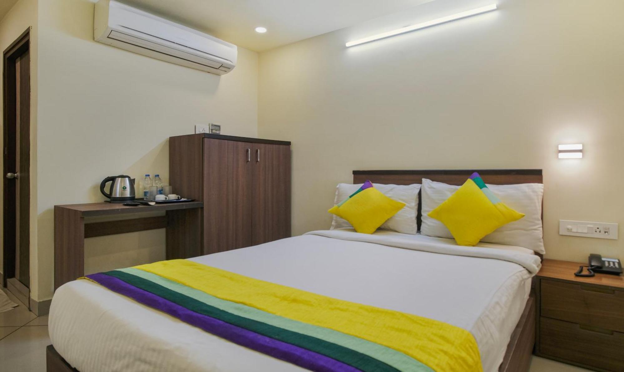 Itsy Hotels N Square Vijayawāda Eksteriør billede